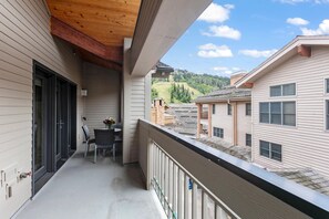 Property grounds - Royal Plaza at Deer Valley Resort - One Bedroom Condo #302 (Park City)