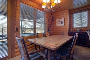 Dining - Comstock Lodge at Deer Valley Resort - Two Bedroom Condo with Hot Tub #101 (Park City)