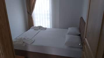 1 chambre, literie de qualité supérieure, bureau