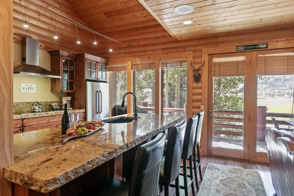 Frigorifero, microonde, forno, lavastoviglie