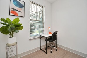 Interior - Spacious Luxe 1 Bedroom Getaway (Spring)