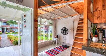 Romantic Tiny Apartment