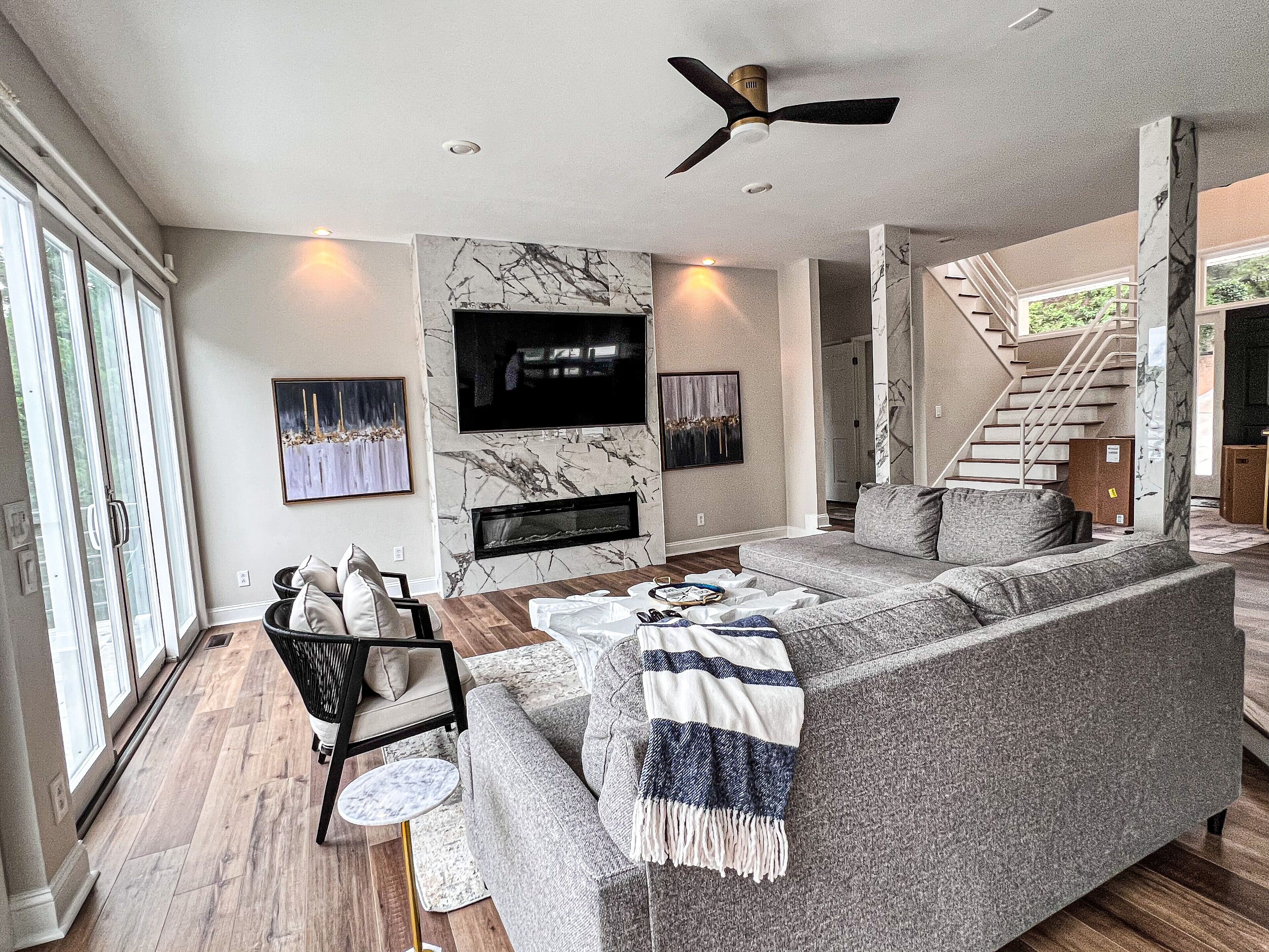 Modern Lakefront Oasis - Private Pool & Salt Water Hottub With Beautiful Sunsets - Lowell, NC