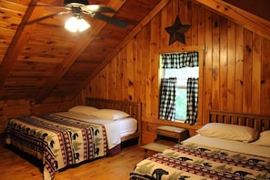 2 bedrooms, free WiFi, bed sheets - Lazy Lane Cabins - Bear Hollow (Logan)
