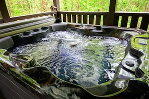 Bain à remous extérieur