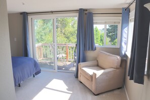 3 Schlafzimmer, Schreibtisch, Reisekinderbett, WLAN