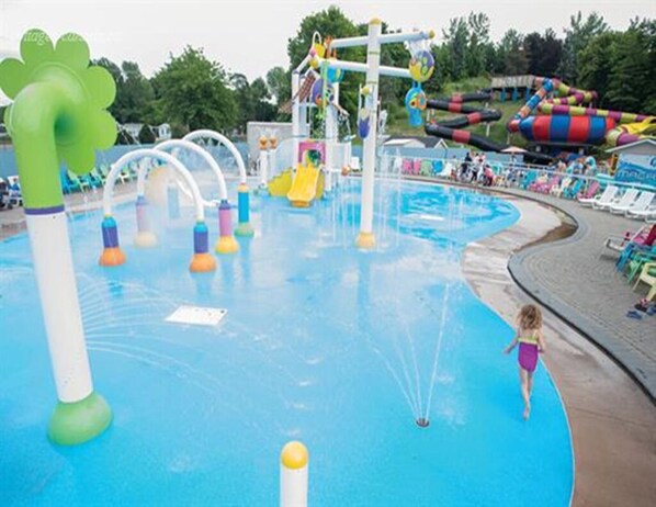 Children's area - Perfect hideaway at Sherkston Shores (Port Colborne)