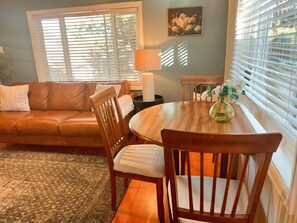 Interior - Steps from Mountain View Cafe! 2 bedroom attached  cabin w/fenced private yard! (Colorado Springs)