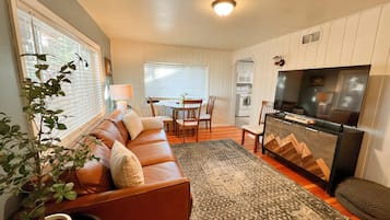 TV Pintar, permainan video