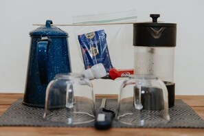 Kaffee und/oder Kaffeemaschine