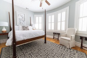 Navigator Room | Free WiFi - The Edenton Collection-Captain's Quarters Inn (Edenton)