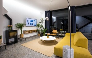 Smart TV - Gorgeous home in Brela (Brela)