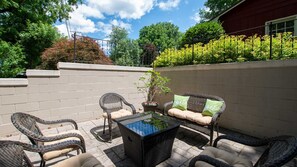 Terrace/patio - Inspiration Cove: Serene Beauty on Honeoye Lake! (Honeoye)