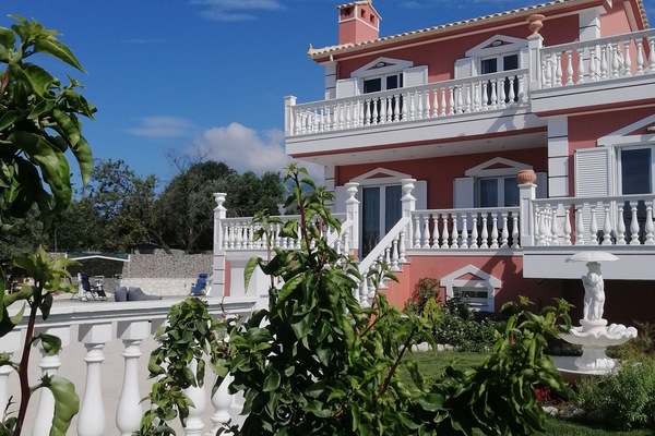 Five Stars villa and the beautiful garden!!!