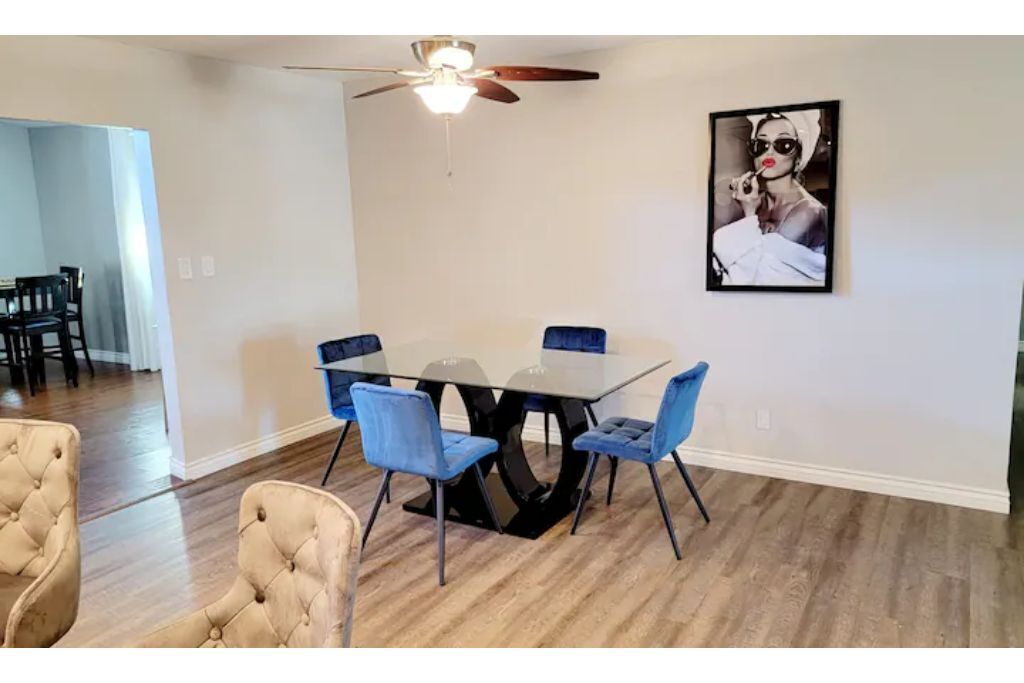 Urban Style Home 💙🤍 at Old Town Scottsdale