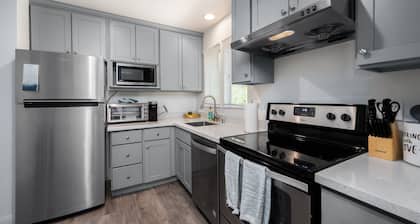 Serene in Walnut Creek | 30 Min to SF and Napa