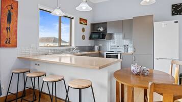 Fridge, microwave, dishwasher, toaster