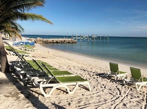 Beach nearby, sun loungers, beach towels