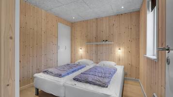 2 bedrooms, free WiFi