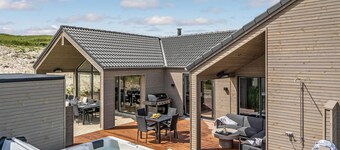 8 roms lekker bolig i Hvide Sande