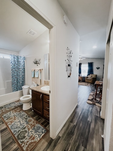 Cozy, quiet getaway in the high desert, 10 miles to Roosevelt Lake