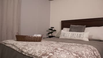 1 Schlafzimmer, Schreibtisch, Bügeleisen/Bügelbrett, kostenloses WLAN