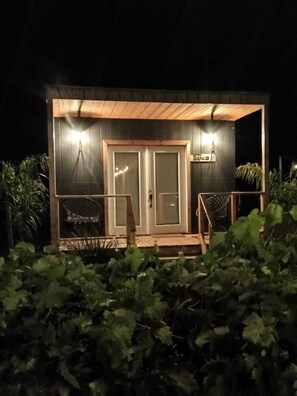 Luxury Cabin | Memory foam beds, iron/ironing board, free WiFi, bed sheets - VALLE LIFE (Valle de Guadalupe)