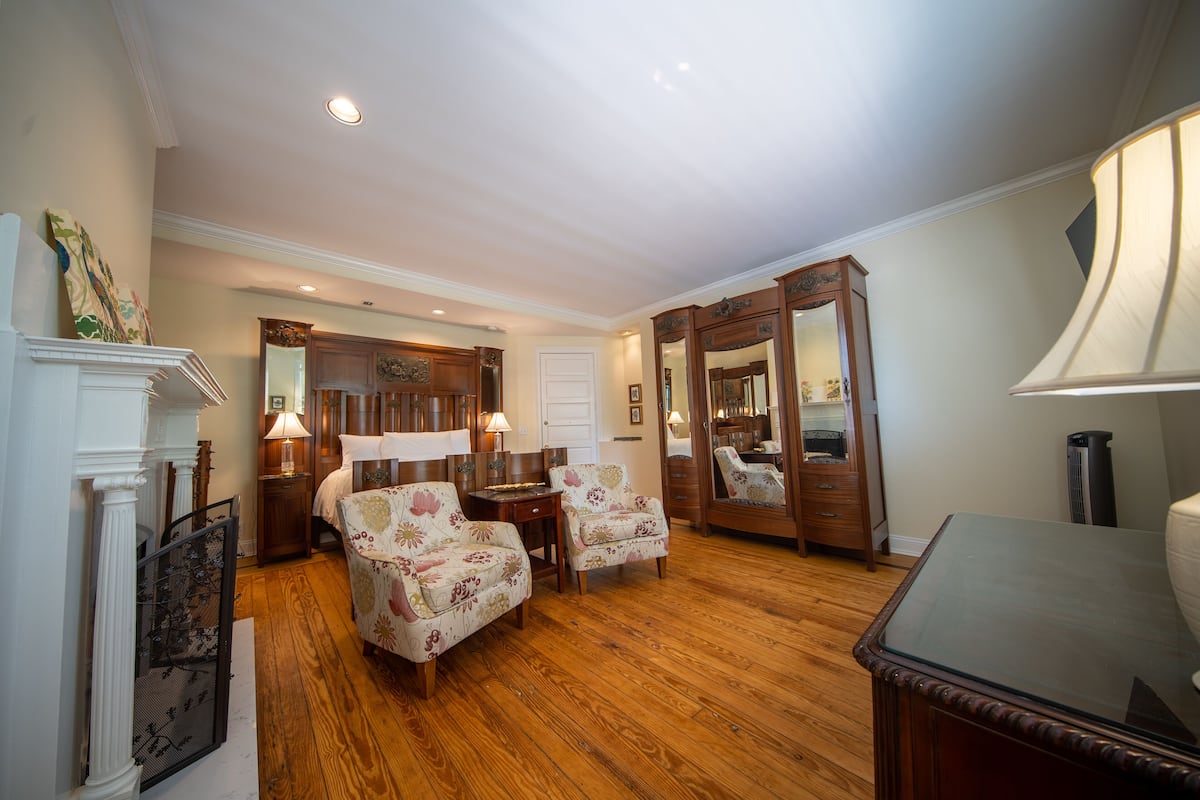 Traditional Room | Free WiFi