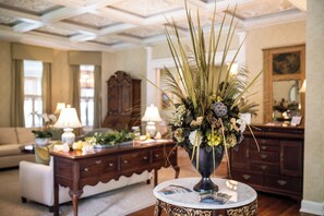 Lobby - The Edenton Collection-The Granville Queen Inn (Edenton)
