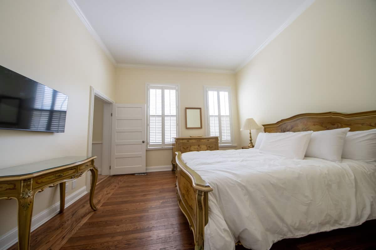 Deluxe Room, 1 Queen Bed | Free WiFi