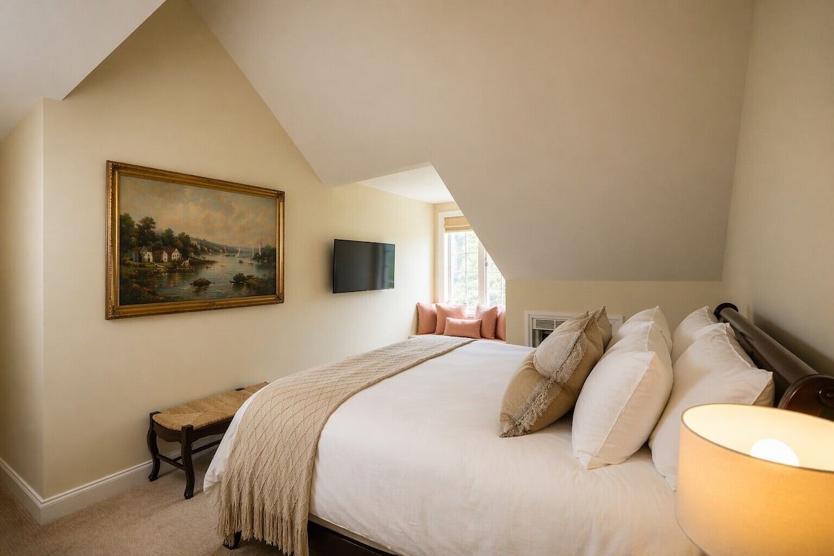 Room, 1 Queen Bed, Ensuite