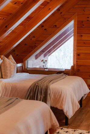 5 slaapkamers, reisbedje, wifi, beddengoed