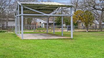 Enceinte de lâhĂ©bergement