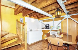 Dining - Nice home in Carcassonne with WiFi (Carcassonne)