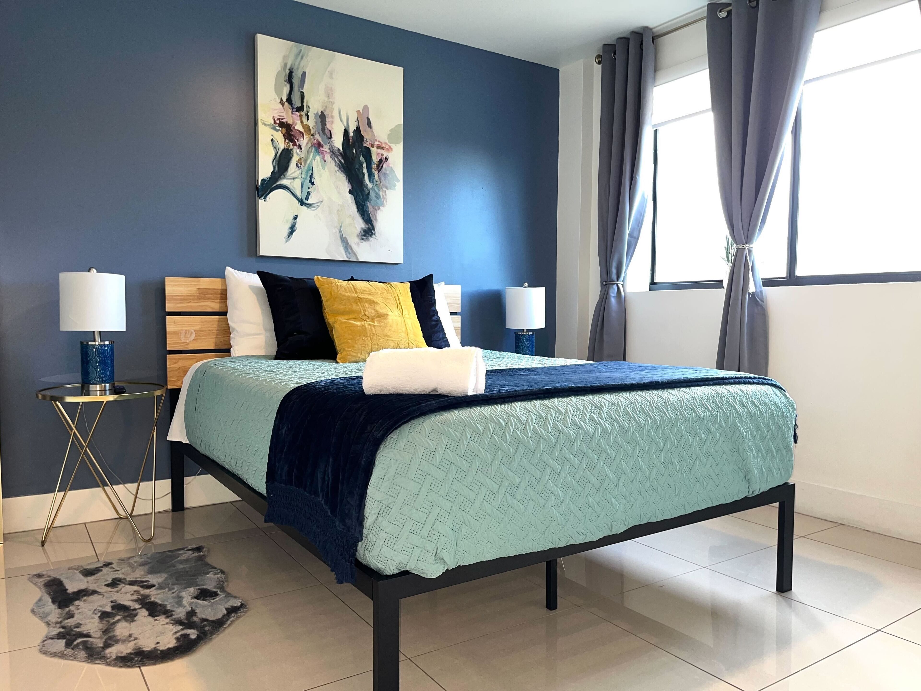 2 bedrooms, iron/ironing board, free WiFi