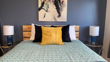 2 bedrooms, iron/ironing board, free WiFi