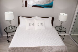 1 bedroom, iron/ironing board, free WiFi, bed sheets - Newly Renovated Ocean View Condo - With Beach Access (Ocho Rios)