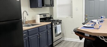 Cozy and Clean home Conveniently located in South Phila.