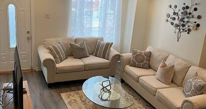 Cozy and Clean home Conveniently located in South Phila.