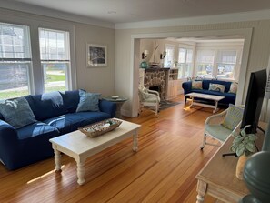 Smart TV - The beach is waiting. (East Lyme)