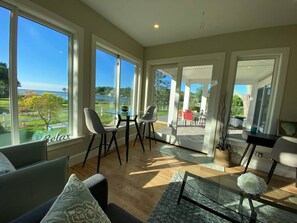 Interior - Chesapeake Paradise House-Stunning 6+br4ba Wtrfrnt (Deale)