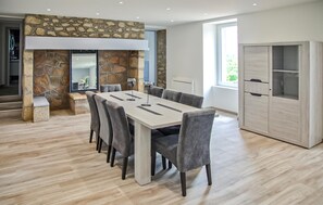 Dining - Awesome home in Ussel with WiFi (Ussel)