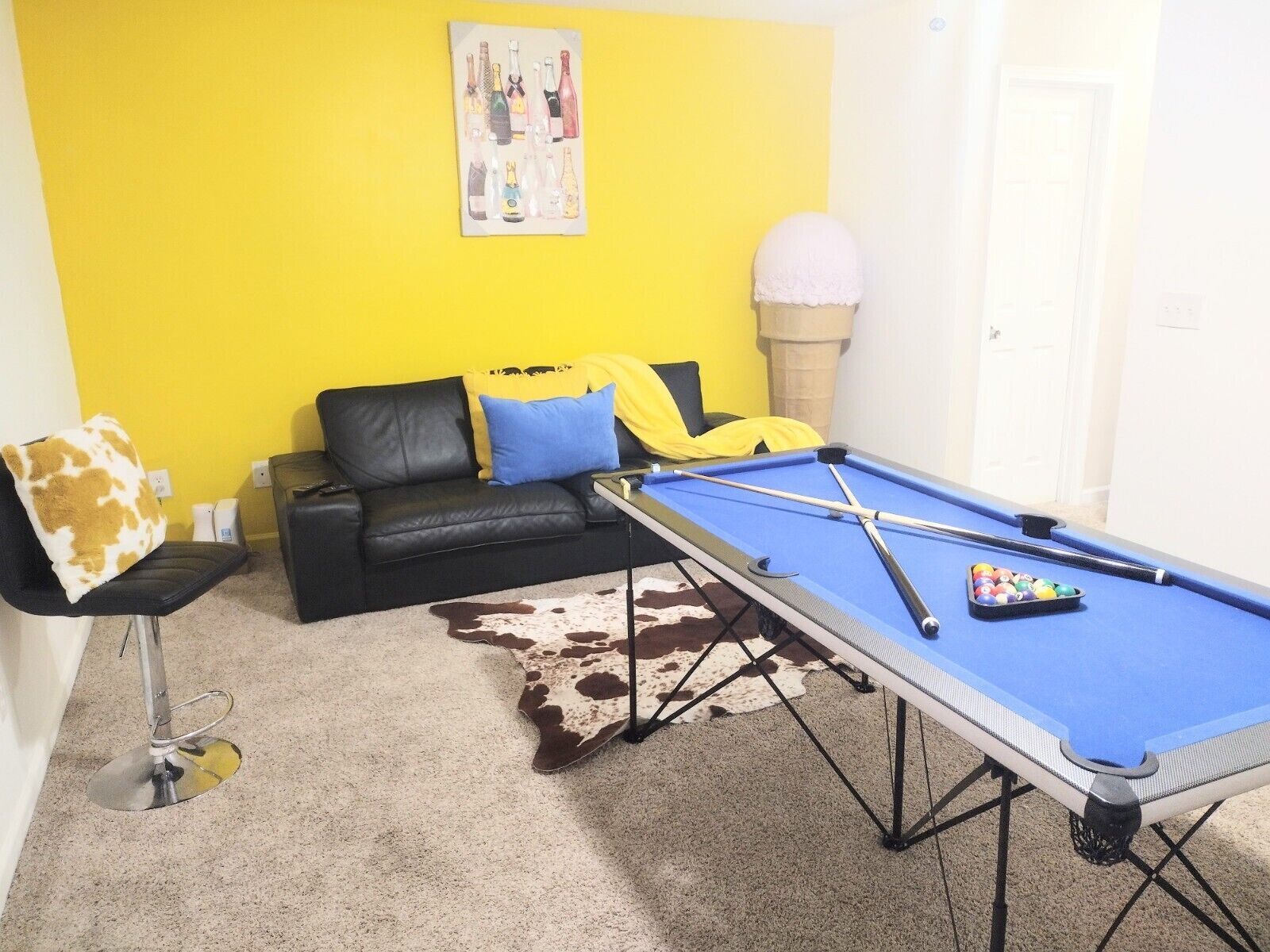 The Ice Cream Get-A-Way/Downtown Historic Newnan GA/Xbox 360 & Pool Table 