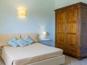 8 habitaciones, cuna de viaje y wifi gratis 