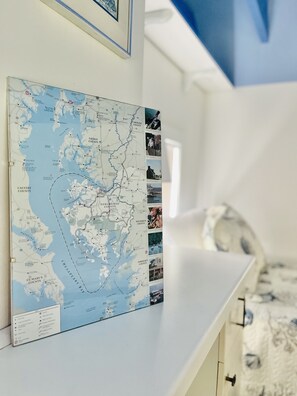2 quartos, berço de viagem, Wi-Fi de cortesia, roupa de cama