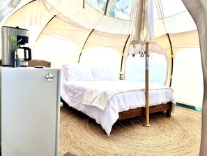 1 chambre, literie fournie