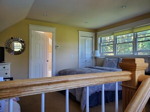 4 bedrooms, bed sheets