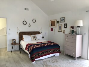 4 chambres, bureau, Wi-Fi gratuit, draps fournis