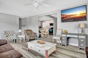 TV - 🏖 Beautiful Bay View Condo “Close To Beach” 🏖 (Ventnor City)