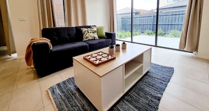 Modern Narre Warren home, close to Fountain Gate shopping centre
